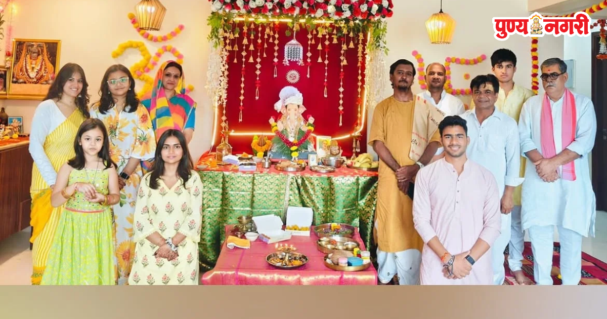 Rajpal Yadav celebrates Ganesh Chaturthi with family in Mumbai