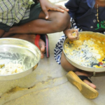 Tamil Nadu School: तामिळनाडूत शाळकरी मुलांच्या सांबरमध्ये मिसळली शेणाची पूड, पतीचे संतापजनक कृत्य